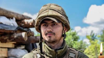Зеленский присвоил погибшему в Донбассе Тарасу Матвееву Героя Украины