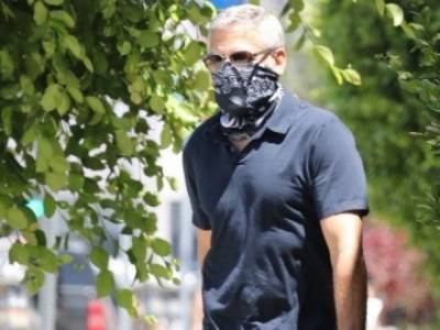 Джордж Клуни прогулялся с трехлетним сыном по улицам Лос-Анджелеса