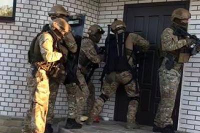 В Киевской области полицейские и КОРД во время спецоперации задержали опасную банду грабителей