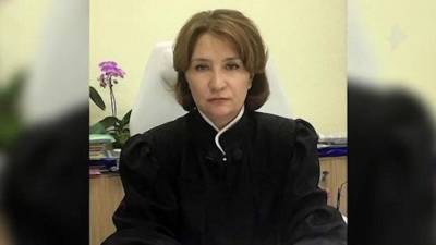 «Золотая судья» Хахалева снова не пришла на заседание из-за болезни