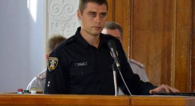 Замначальника полиции Николаевщины хотел заснять нарушения карантина, но у него отобрали телефон