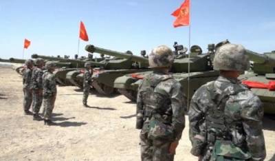 Народно-освободительная армия Китая получила комплект новых боевых танков Type 99A2