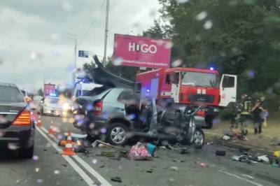 Жуткое ДТП на Столичном шоссе: очевидцы показали видео смертельной аварии