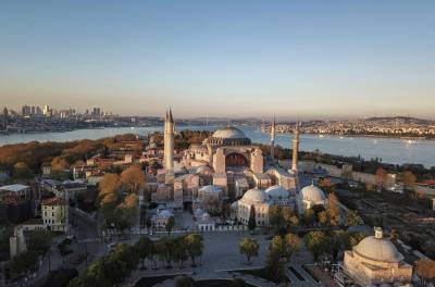 Турция планирует сохранить собор Святой Софии как объект культурного наследия