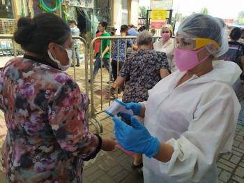 В Узбекистане за день выявили 167 новых случаев заражения коронавирусом. Общее число инфицированных достигло 13360