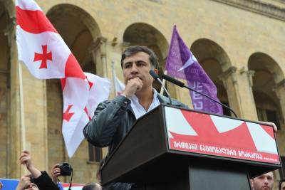 Саакашвили предложил убрать "пророссийское" правительство Грузии