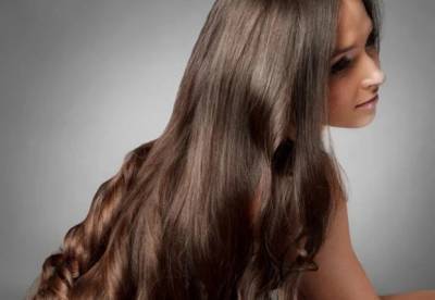 Медики назвали продукты, которые способствуют ускорению роста волос