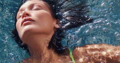 Изящная Белла Хадид в бикини грациозно позировала под водой