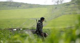 Число жертв обстрелов на границе Армении и Азербайджана выросло до 13