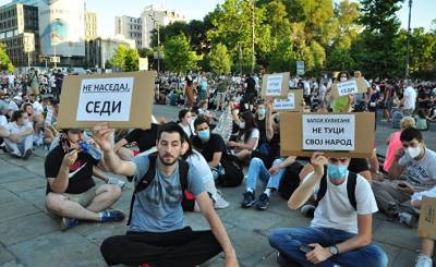 Боян Чуков: протесты в Сербии связаны со статусом Косово (Btv Новините, Болгария)