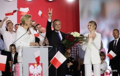 Триллер в Польше. Фотофиниш на выборах президента