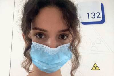 Украинская певица через соцсети рассказывает о том, как болеет коронавирусом