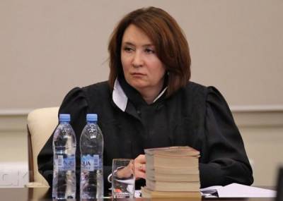 "Золотая судья" Хахалева потеряла последние полномочия