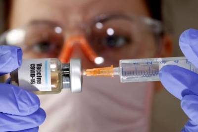 Производство вакцины от COVID-19 в США может начаться до конца лета