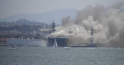 В США число пострадавших в результате пожара на корабле ВМС превысило полсотни