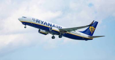 Самолет Ryanair экстренно сел в Лондоне: на борту сообщили о бомбе. Фото | Мир | OBOZREVATEL