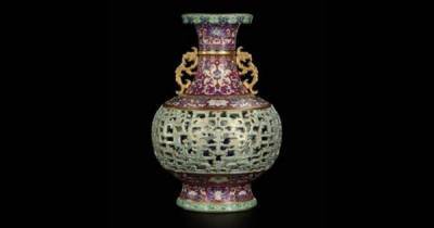 Женщина получила в наследство вазу императора Китая за $9 миллионов