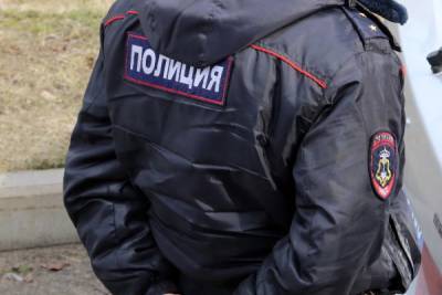 Неизвестный похитил в Колпино списанное оружие на 400 тыс. рублей