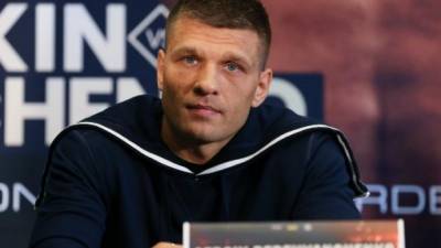 Украинец отказался от боя с лучшим боксером мира