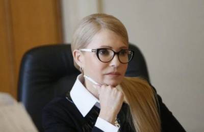 В объятиях Кремля: сеть шокировало "интимное" фото Тимошенко в Раде
