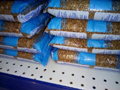 В столичных супермаркетах продолжают дешеветь гречка и рис: обзор цен