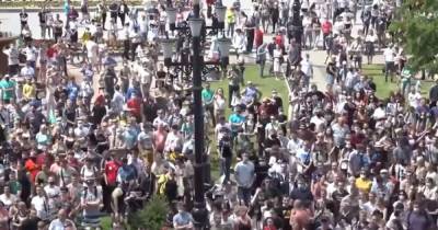 В Хабаровске жители жалуются на шумные митинги в поддержку Фургала
