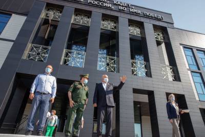 Сергей Цивилёв проверил ход строительства второй очереди Президентского училища