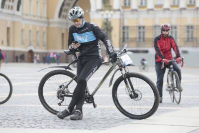 В Петербурге появились перехватывающие велопарковки