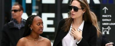 Джоли рассказала о своей 15-летней приемной дочери Захаре