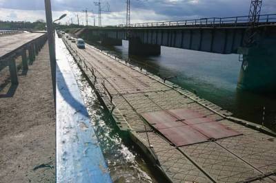 Под Никополем будут ремонтировать переправу возле разрушенного моста: карта объезда