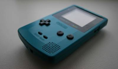 Game Boy стал устройством для угона автомобилей
