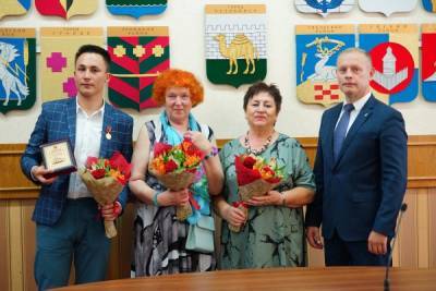 Депутаты ЗСО вручили лауреатам премии в сфере культуры и искусства, а также молодежной политики
