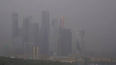 Синоптики предупредили о ливне в Москве во вторник и среду