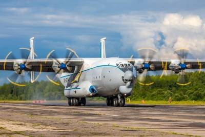Над Тверской областью прошли полеты турбовинтового самолета Ан-22