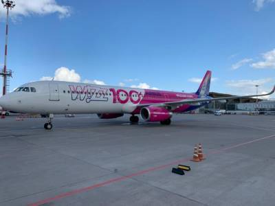 Лоукостер Wizz Air анонсировал запуск пяти новых рейсов из Петербурга в Италию
