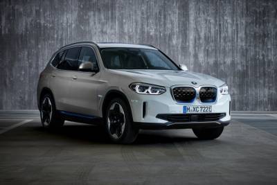 Серийный электрокроссовер BMW iX3 представлен официально: мощность 210 кВт, батарея 80 кВтч и запас хода 460 км (WLTP) / 520 км (NEDC)