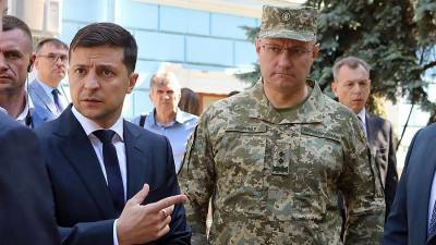 Зеленский направил главнокомандующего ВСУ к месту расстрела украинских военных