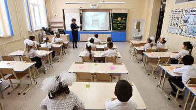 В России утвердят стандарт на школьную форму