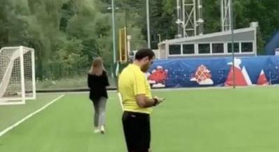 В России арбитр ударил футболиста по лицу во время матча (видео)