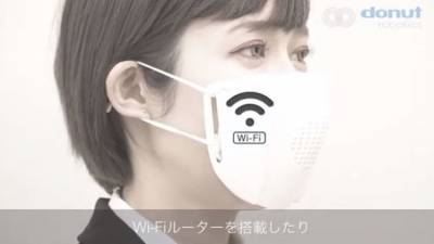 Превращает речь в текст: японцы создали маску-переводчик