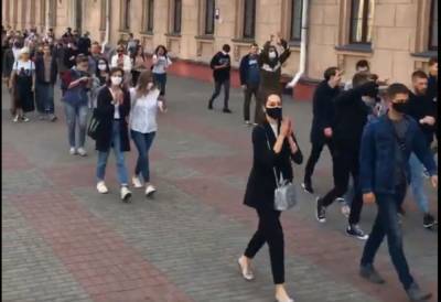 В городах Белоруссии проходят протесты после отказа ЦИК регистрировать кандидатами в президенты Бабарико и Цепкало