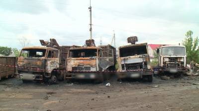 В Воронеже неизвестные сожгли четыре грузовика: появилось видео