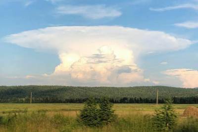 Над Улан-Удэ повис облачный «ядерный гриб»