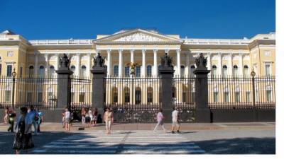 Эрмитаж и Русский музей открываются 15 июля с ограничениями