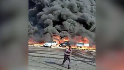 Появилось видео мощного пожара в Каире из-за разрыва нефтепровода