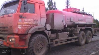 Бензовоз с 23 тоннами топлива перевернулся на трассе в Забайкалье