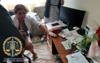 В Харькове за взятку задержали главу военной медкомиссии