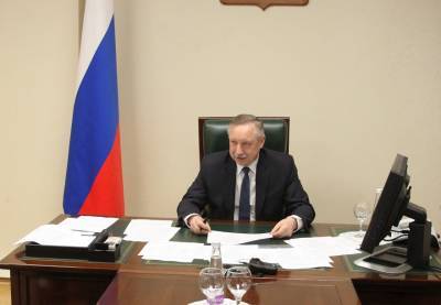 Беглов назвал принуждение бюджетников к голосованию «содействием избирательным комиссиям»