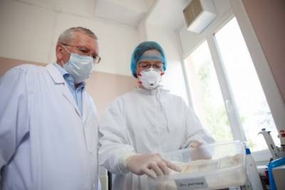 В России за сутки выявили 6 422 заразившихся коронавирусом