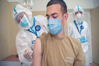 Минобороны: выписана первая группа испытавших вакцину от COVID добровольцев